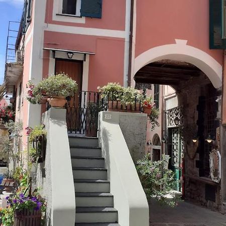 La Casetta Rosa Μοντερόσο αλ Μάρε Εξωτερικό φωτογραφία