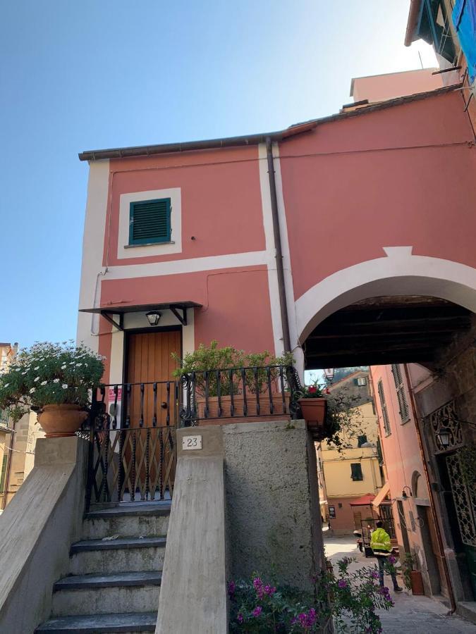 La Casetta Rosa Μοντερόσο αλ Μάρε Εξωτερικό φωτογραφία
